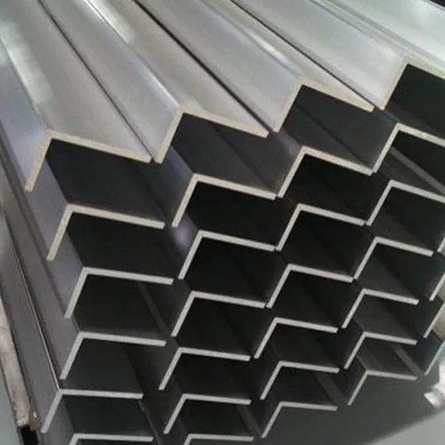 Анодированный L-профиль (уголок) 70x70x2.5 мм АД0 ГОСТ 13737-90